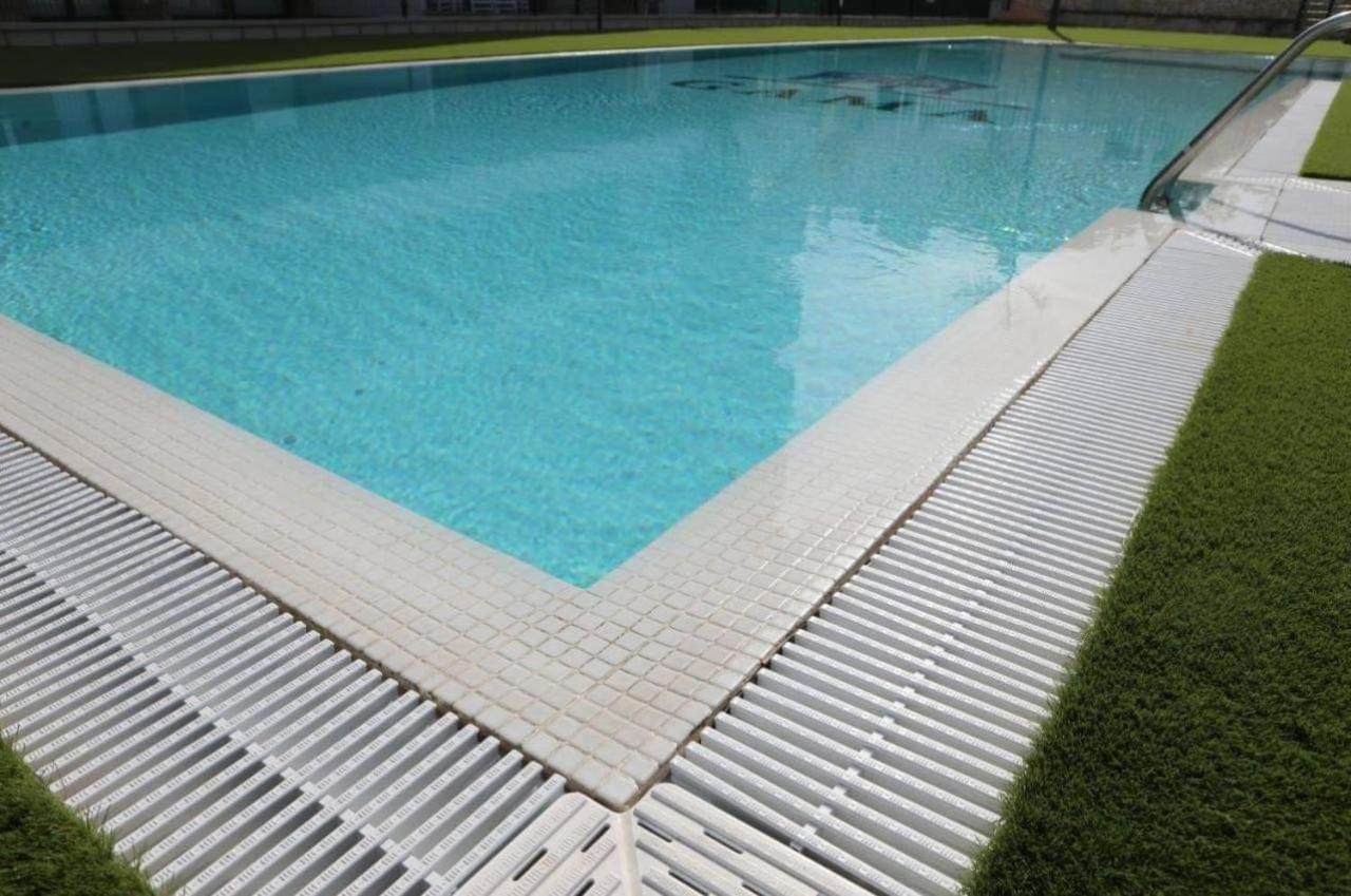 Spanish Sun - 500 M From The Beach อาเรนาเลส เดล ซอล ภายนอก รูปภาพ